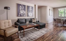 Cozy Roma Norte Flat - Wifi - Elevator - Sleeps 7